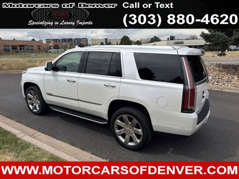 Used 2019 Cadillac Escalade Luxury image 6