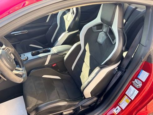 Used 2020 Ford Mustang Shelby GT500 w/ Technology Package image 10