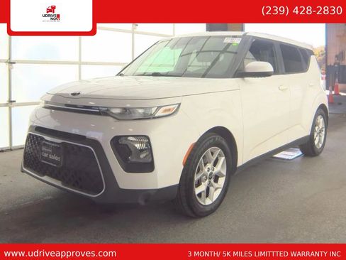 Used 2020 Kia Soul S FWD image 1