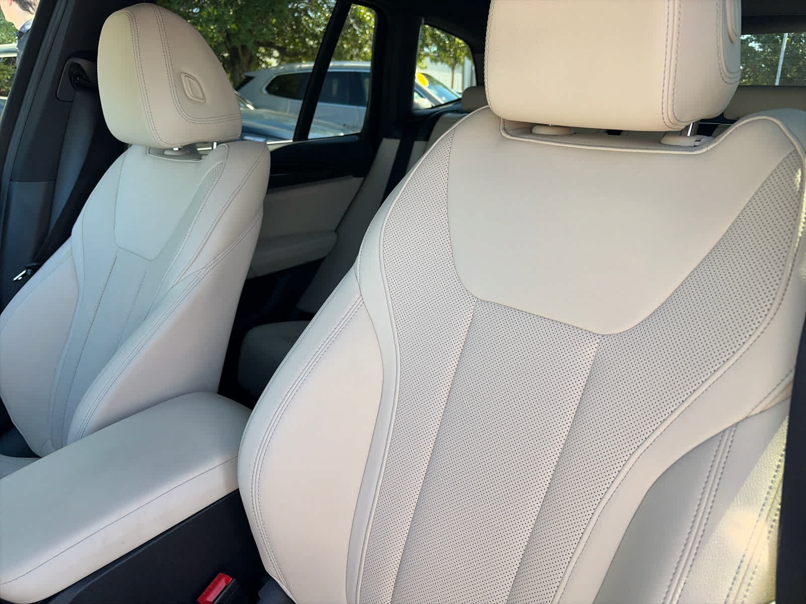 Used 2024 BMW X3 sDrive30i w/ Premium Package w/ZPA RWD image 6