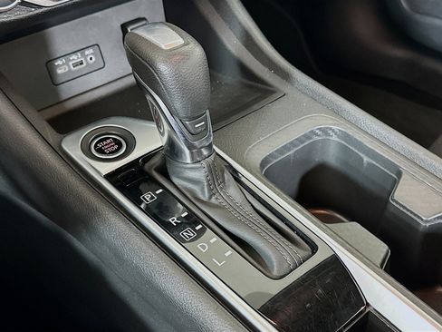 Used 2023 Nissan Sentra SV image 24