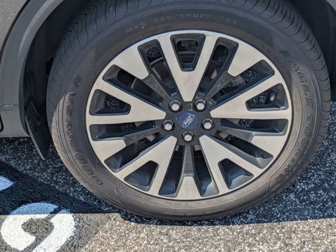 Used 2020 Ford Escape SE Sport FWD image 15