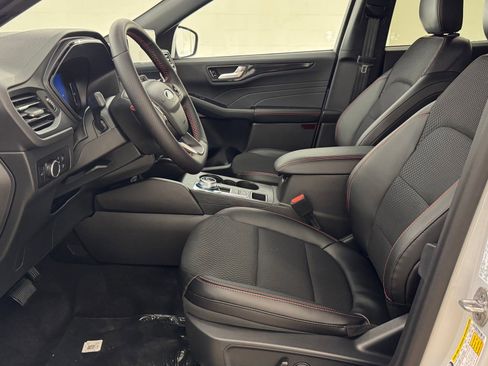 New 2026 Ford Escape ST-Line w/ Tech Pack #1 FWD image 27