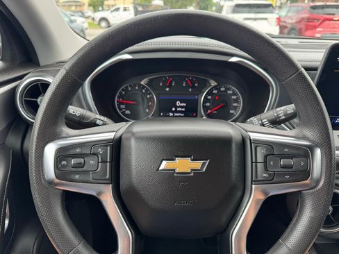 Used 2024 Chevrolet Blazer LT FWD image 16