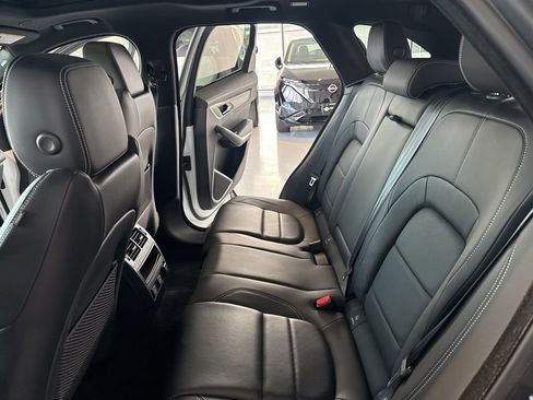Used 2025 Jaguar F-PACE R-Dynamic S image 24