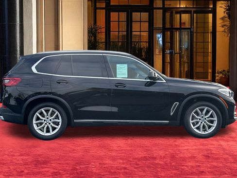 Used 2020 BMW X5 sDrive40i w/ Premium Package image 9