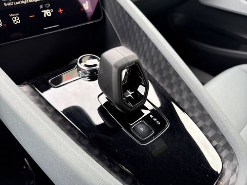 Used 2024 Polestar Polestar 2 w/ Pilot Pack image 19