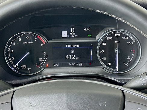 Used 2025 Cadillac XT5 Premium Luxury image 17