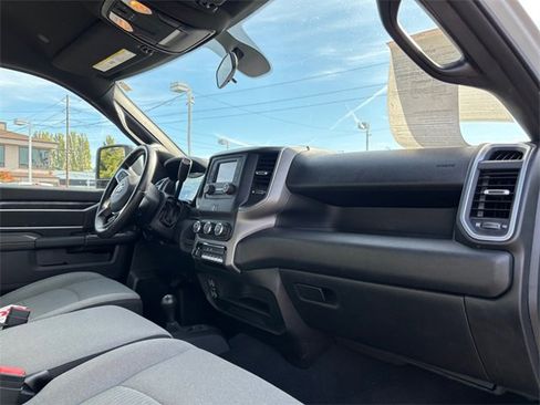 Used 2024 RAM 3500 SLT w/ Quick Order Package 2YG SLT image 41