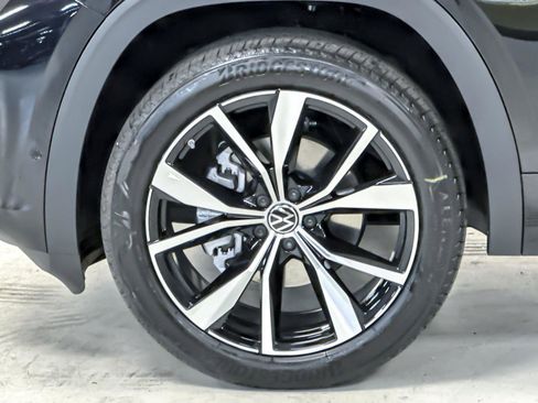 New 2026 Volkswagen Atlas SEL Premium R-Line image 26