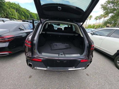 Used 2023 Genesis GV70 2.5T w/ Advanced Package AWD/4WD image 11