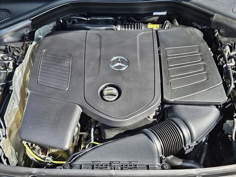 New 2026 Mercedes-Benz GLC 300 image 16