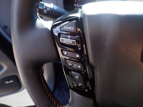 Used 2025 Nissan Frontier PRO-4X w/ Pro Premium Package AWD/4WD image 18