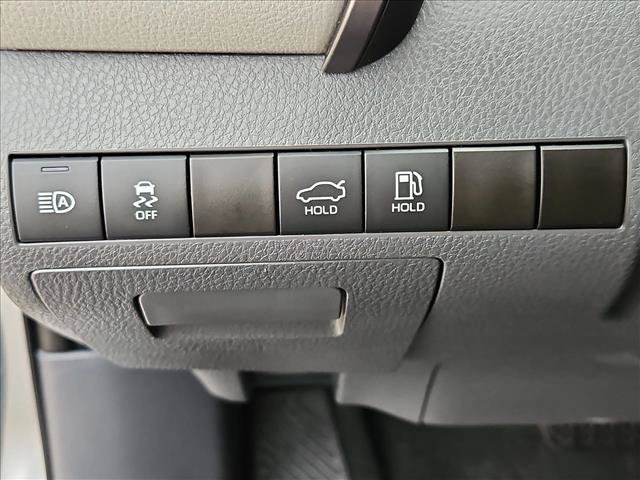 Used 2022 Toyota Camry LE FWD image 16