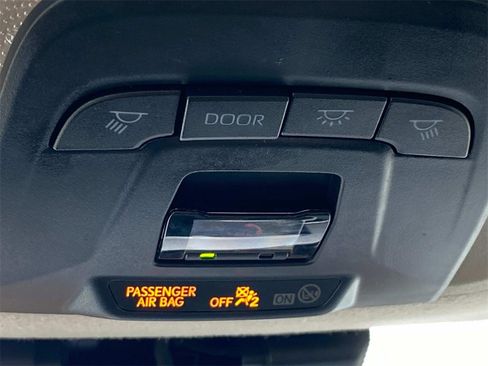 Used 2023 Toyota Corolla LE image 27