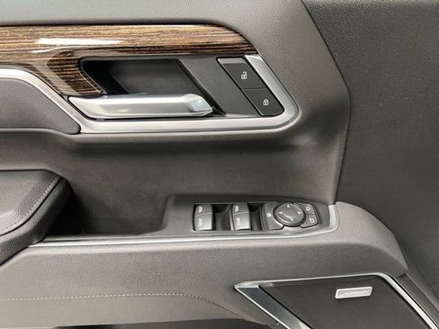 Used 2025 GMC Sierra 1500 Elevation w/ Preferred Package image 22