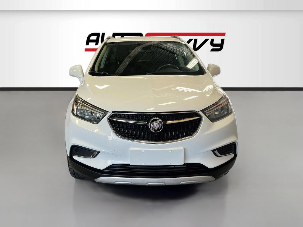 Used 2020 Buick Encore Preferred AWD/4WD image 2