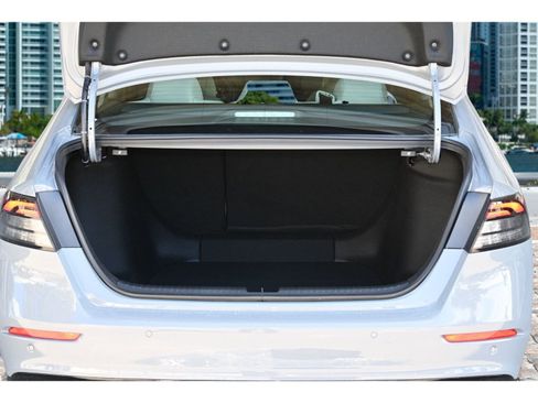 New 2026 Honda Accord EX-L image 9