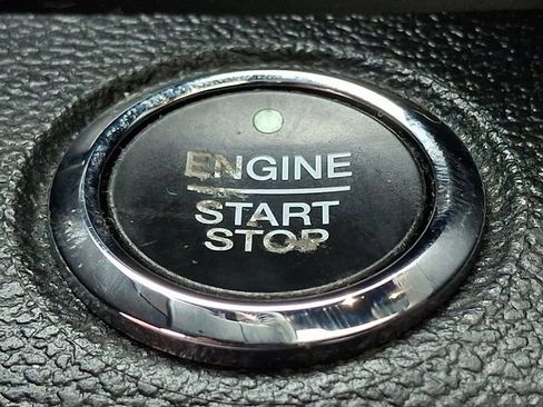 Used 2019 Ford F150 Lariat image 25