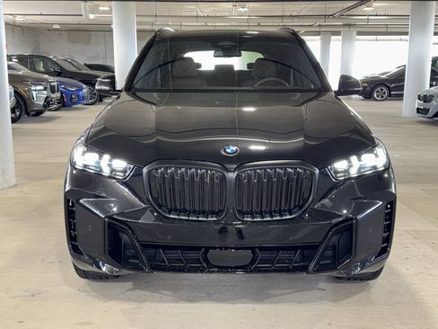 New 2026 BMW X5 sDrive40i w/ M Sport Package image 2