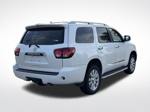 Used 2021 Toyota Sequoia Platinum AWD/4WD image 8