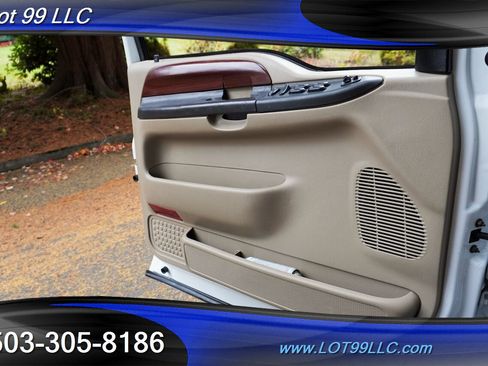 Used 2005 Ford F350 Lariat image 25