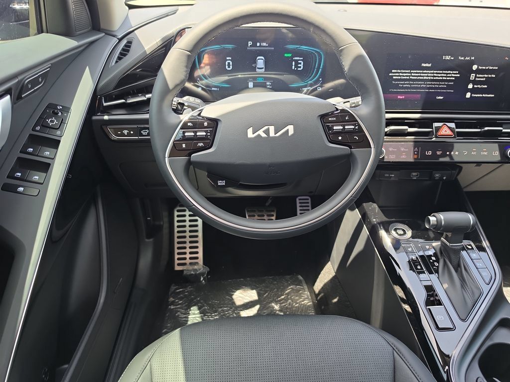 New 2026 Kia Niro SX Touring FWD image 14