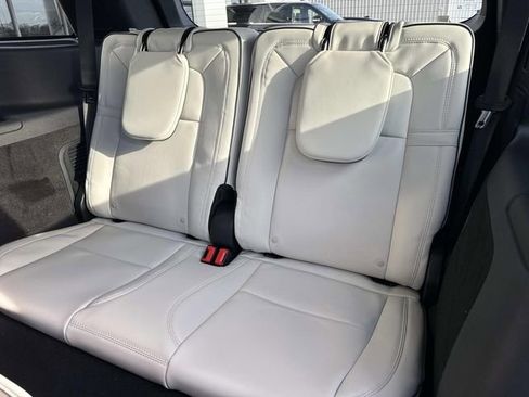 New 2026 Lincoln Aviator Black Label w/ Jet Appearance Package image 14