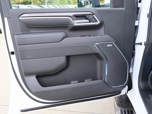 New 2026 Chevrolet Silverado 2500 LTZ w/ LTZ Plus Package image 12