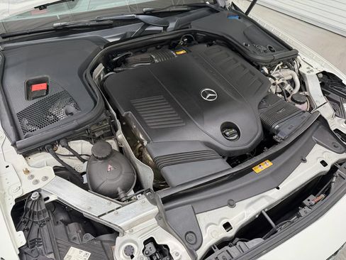Used 2022 Mercedes-Benz E 450 Coupe image 92