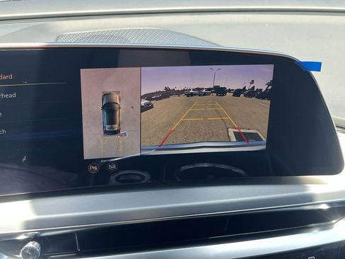 New 2025 Cadillac Lyriq Luxury image 7