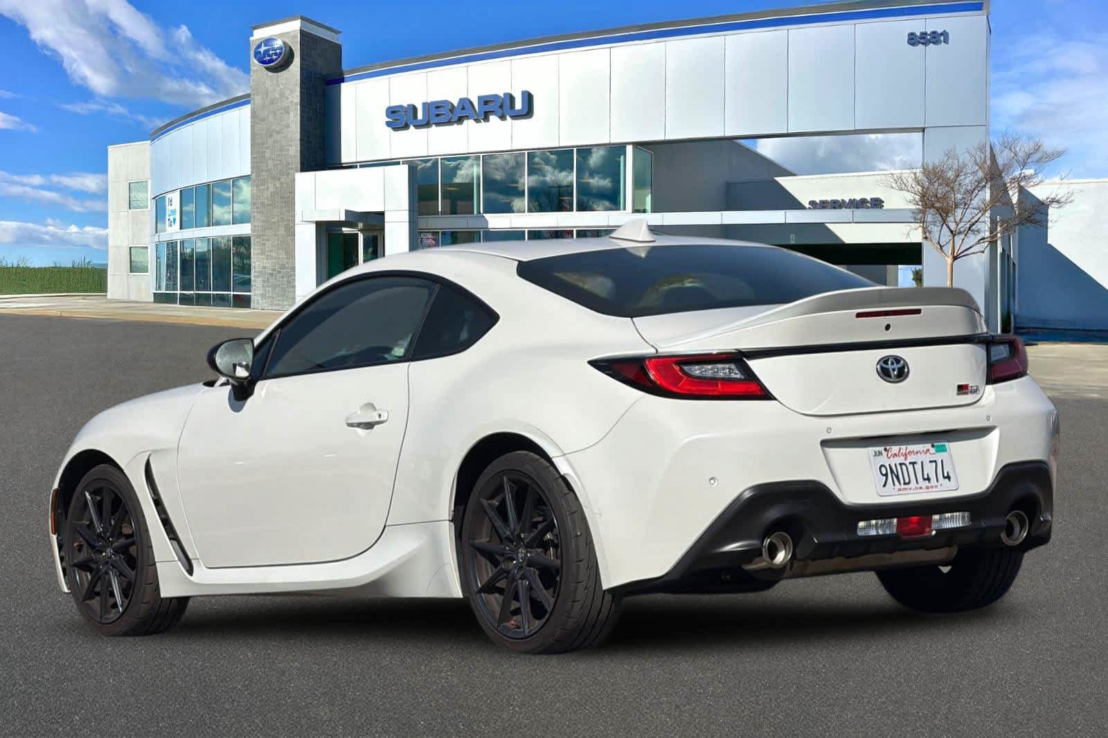Used 2024 Toyota GR86 Premium RWD image 7