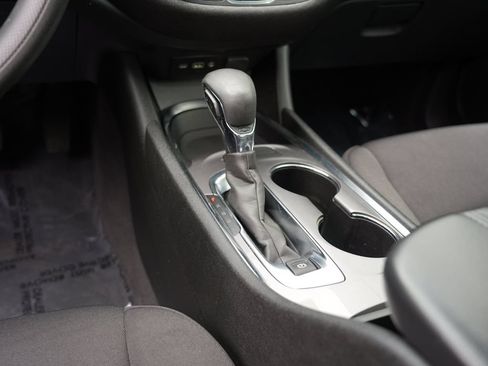 Used 2023 Chevrolet Malibu LT FWD image 24