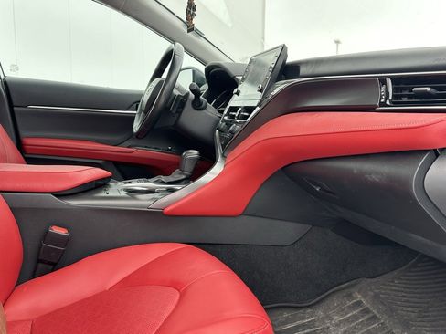 Used 2023 Toyota Camry XSE image 19