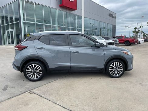 Certified 2024 Nissan Kicks SV FWD image 2