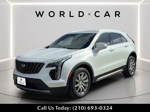 Used 2020 Cadillac XT4 Premium Luxury w/ Driver Awareness Package AWD/4WD image 7