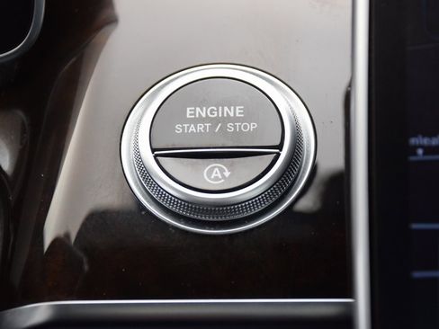 Certified 2022 Mercedes-Benz S 500 4MATIC image 28