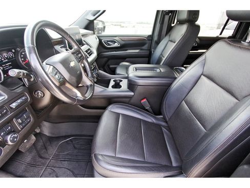 Used 2021 Chevrolet Suburban High Country w/ Premium Package AWD/4WD image 6