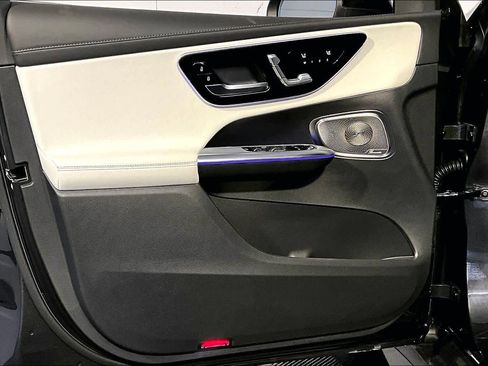 New 2026 Mercedes-Benz GLC 300 4MATIC image 11