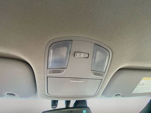 Used 2019 Hyundai Ioniq Limited image 30