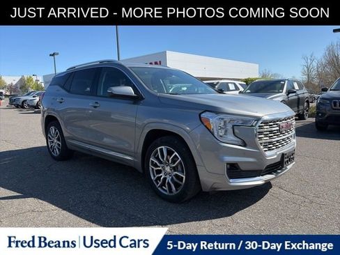 Used 2023 GMC Terrain Denali w/ Denali Premium Package image 1