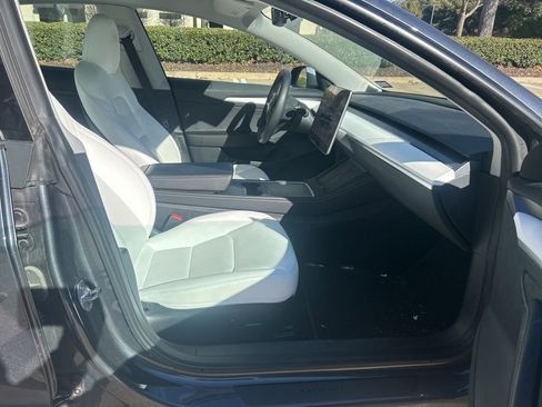 Used 2023 Tesla Model 3 Performance image 21