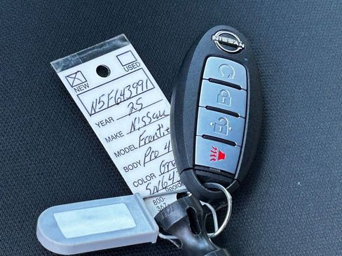 New 2025 Nissan Frontier PRO-4X w/ Pro Convenience Package image 47