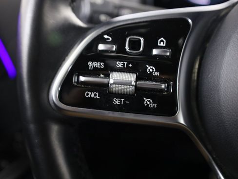 Certified 2022 Mercedes-Benz GLA 250 4MATIC image 13