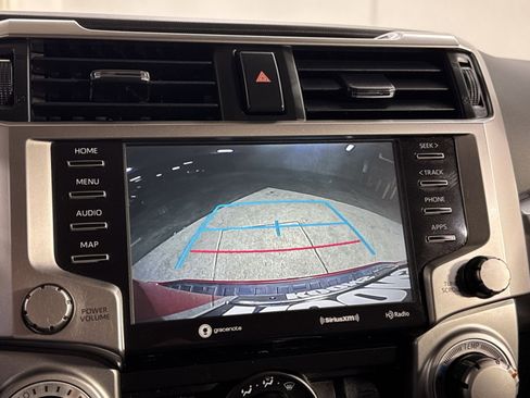 Used 2020 Toyota 4Runner SR5 Premium image 23