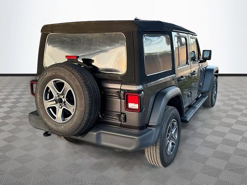Used 2022 Jeep Wrangler Unlimited Sport AWD/4WD image 6