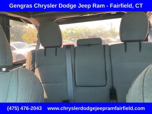 Used 2024 Jeep Wrangler Unlimited w/ Convenience Group AWD/4WD image 53