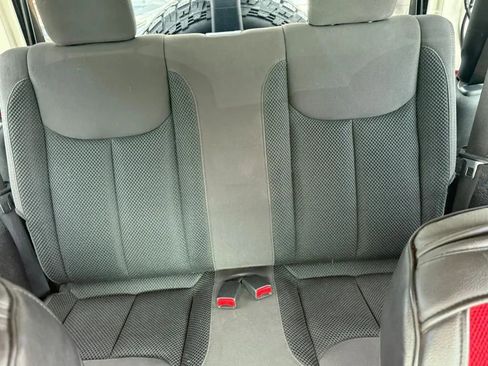 Used 2017 Jeep Wrangler Sport image 12