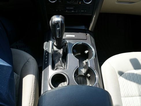 Used 2019 Ford Explorer FWD image 15