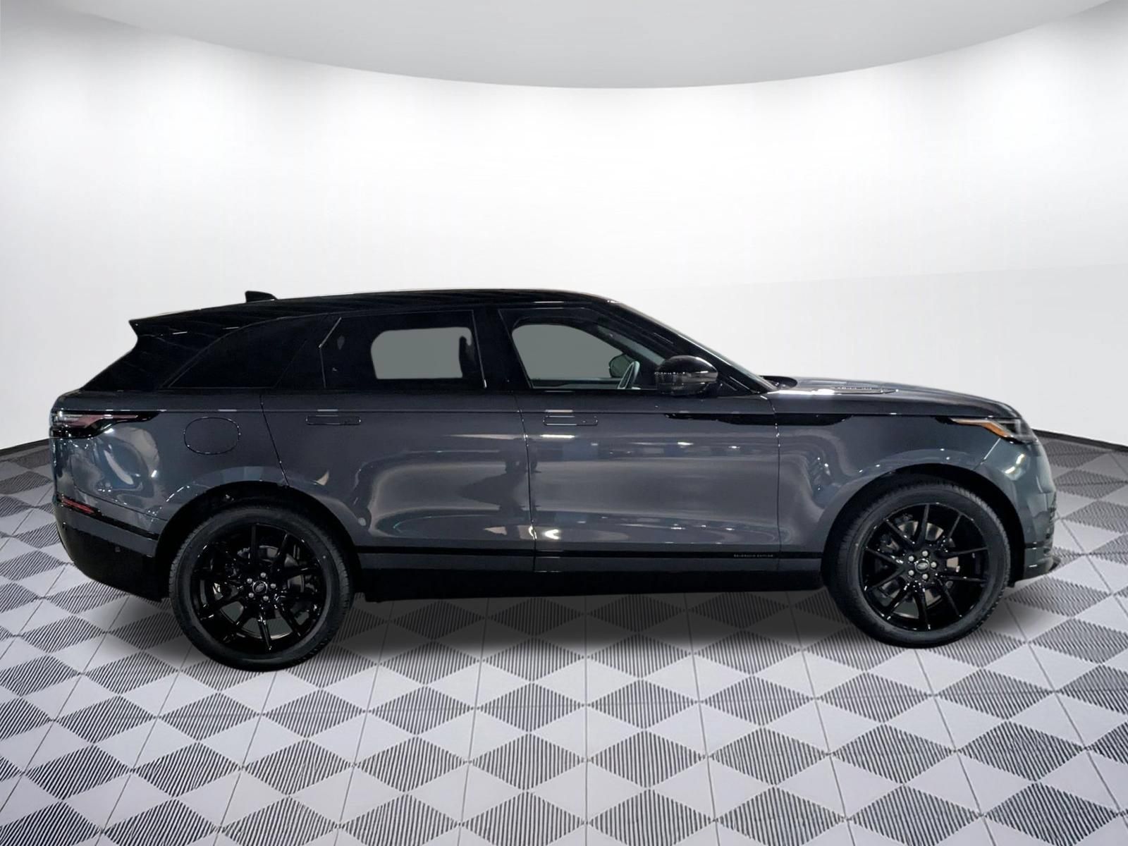 New 2026 Land Rover Range Rover Velar Belgravia AWD/4WD image 12